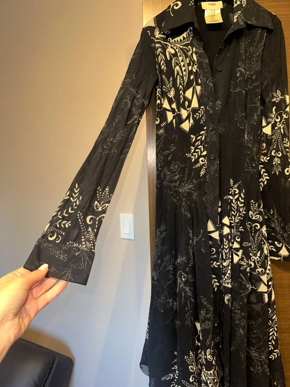 Fuzzi black & beige Printed dress Italy SZ M - Picture 5 of 7
